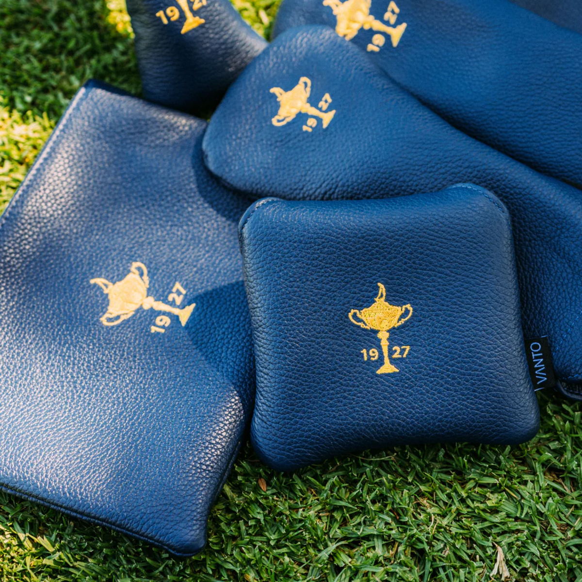 PRG Golf 1927 Trophy Vanto Leather Zip Pouch in Navy - Styled